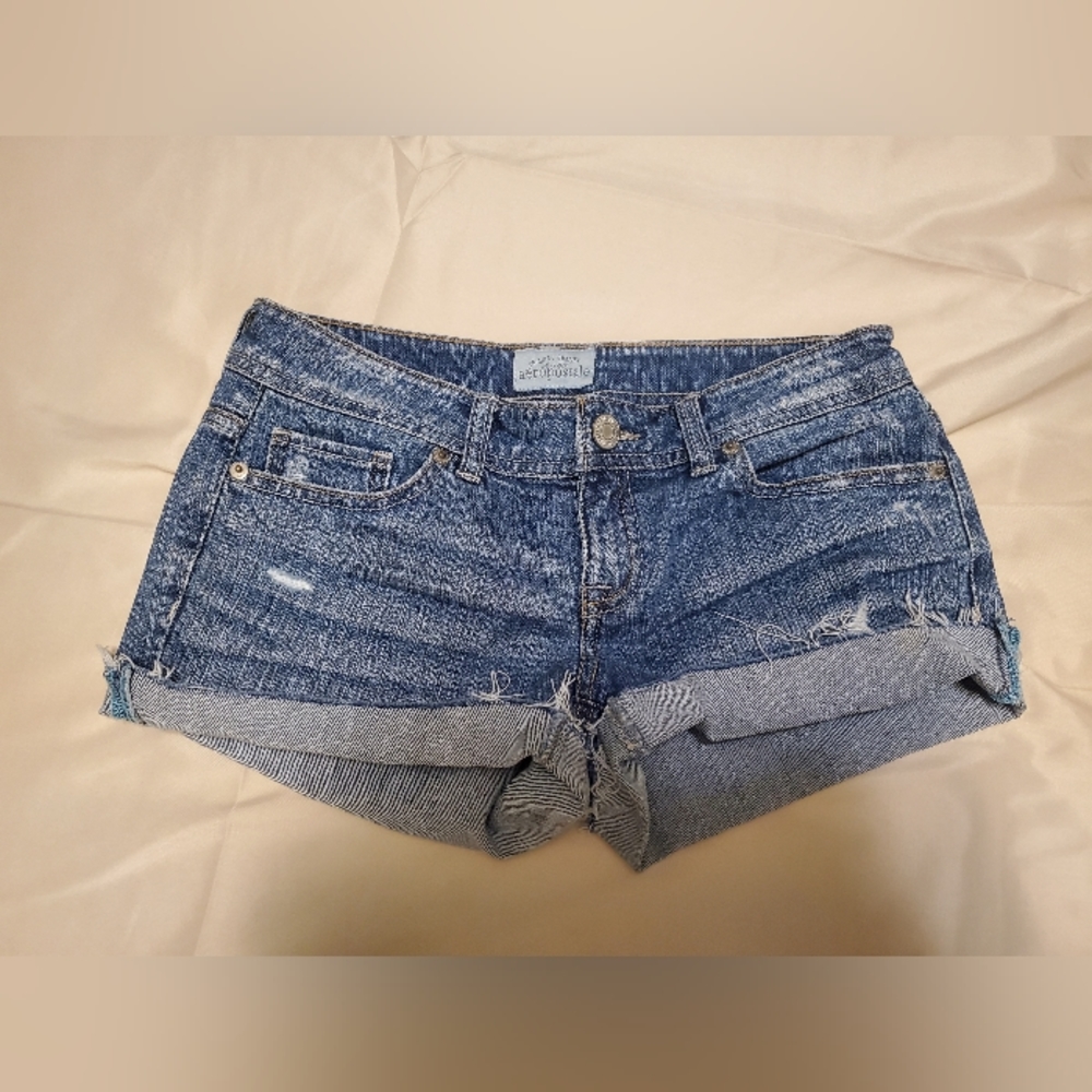 Areopostel Jean shorts